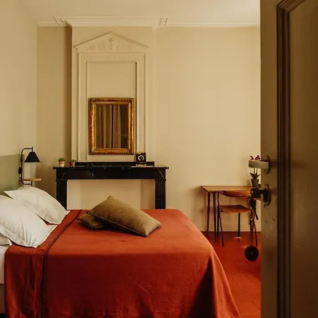 La Maison De Bed & Breakfast