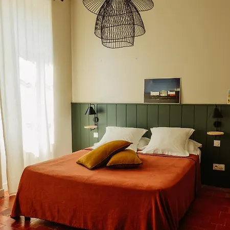 La Maison De 4*