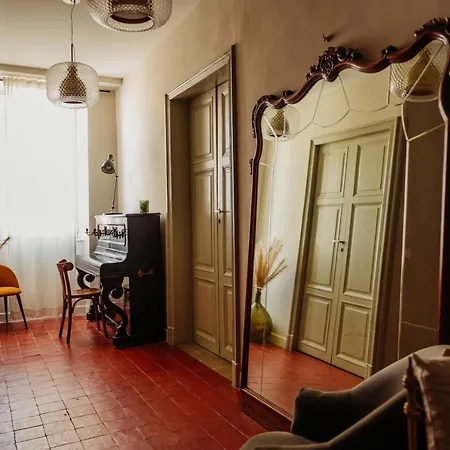 La Maison De