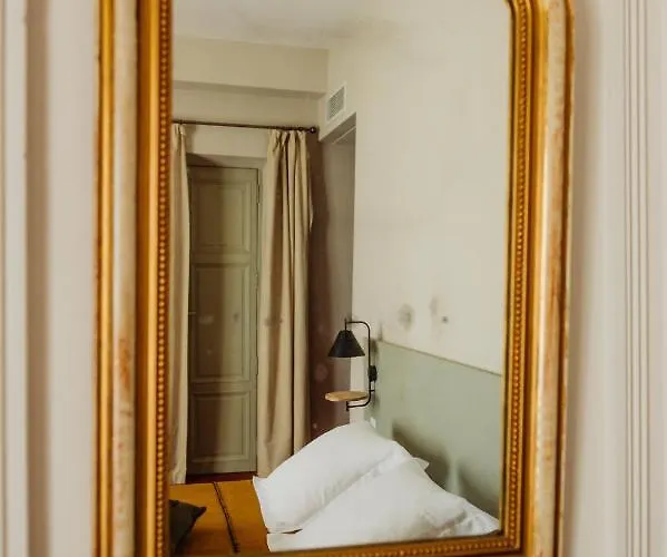 La Maison De 4*