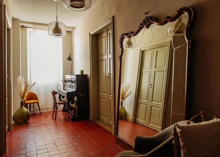 La Maison De