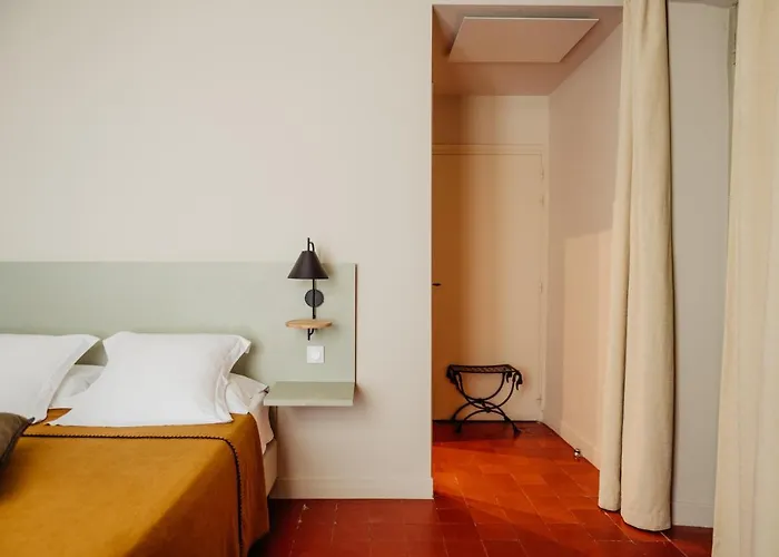 La Maison De Bed and Breakfast 4*